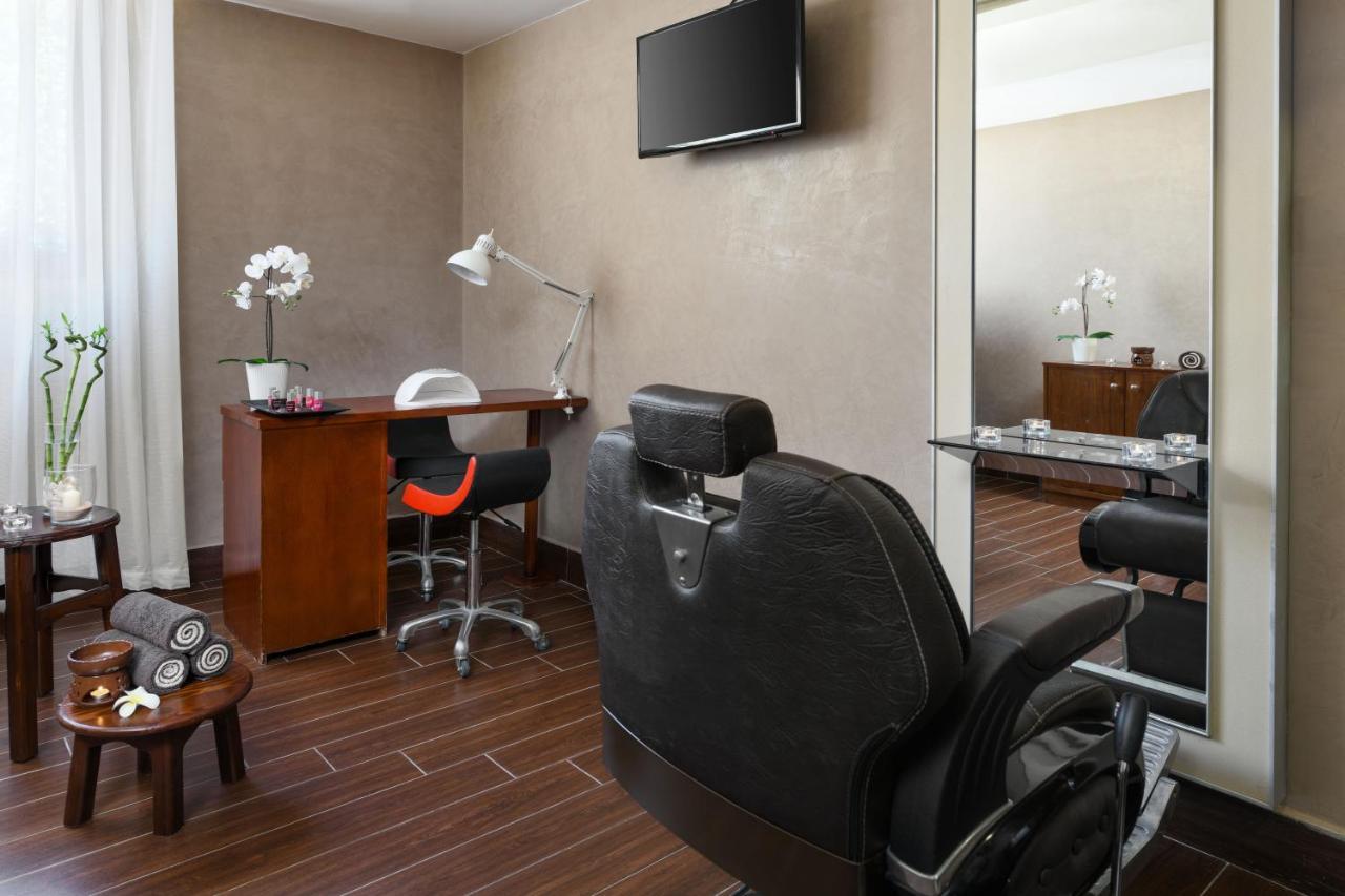 杰斯观景台度假酒店 沙姆沙伊赫 外观 照片 A modern barber shop