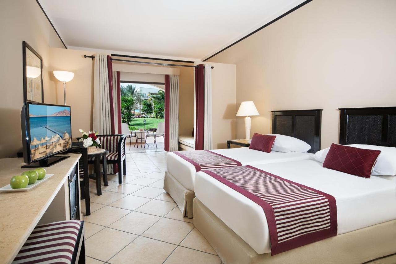杰斯观景台度假酒店 沙姆沙伊赫 外观 照片 A room at the Hilton Sharm El Sheikh Resort
