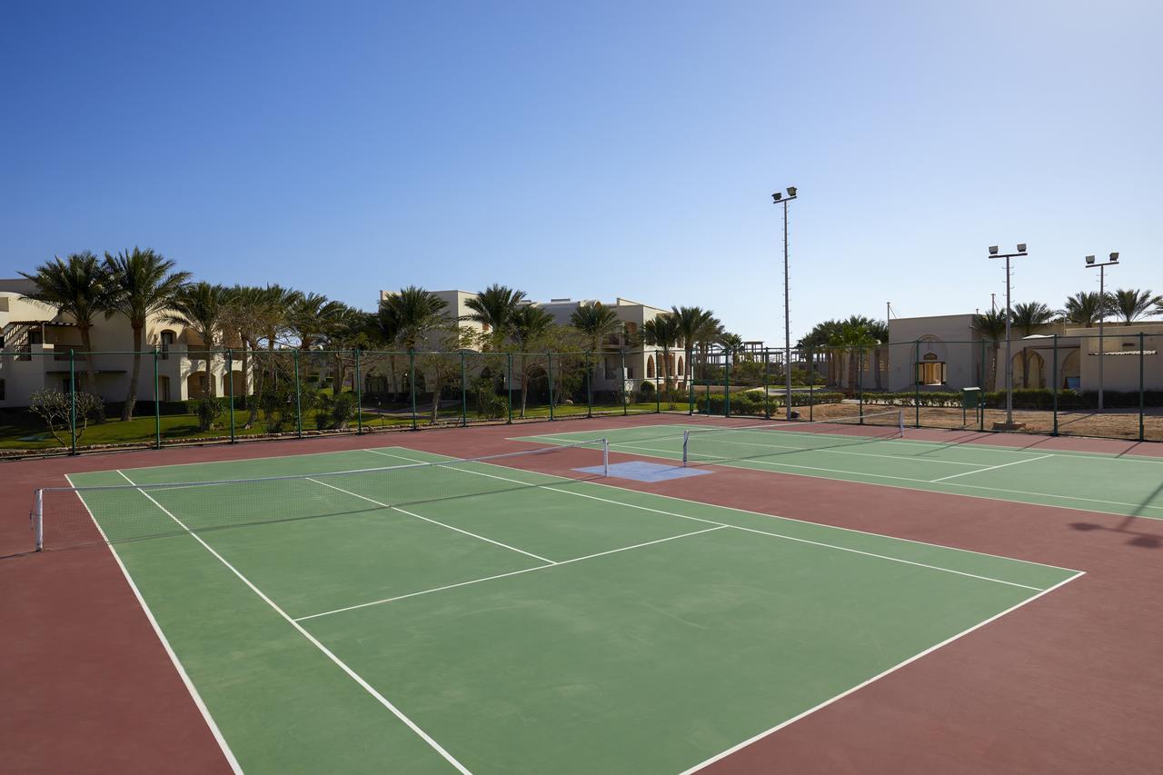 杰斯观景台度假酒店 沙姆沙伊赫 外观 照片 Tennis courts at the resort